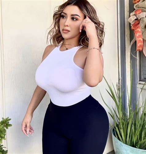 curvy latinas nudes|Curvie Latinas